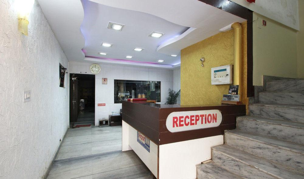 Hotel Airport Inn Nueva Delhi Exterior foto