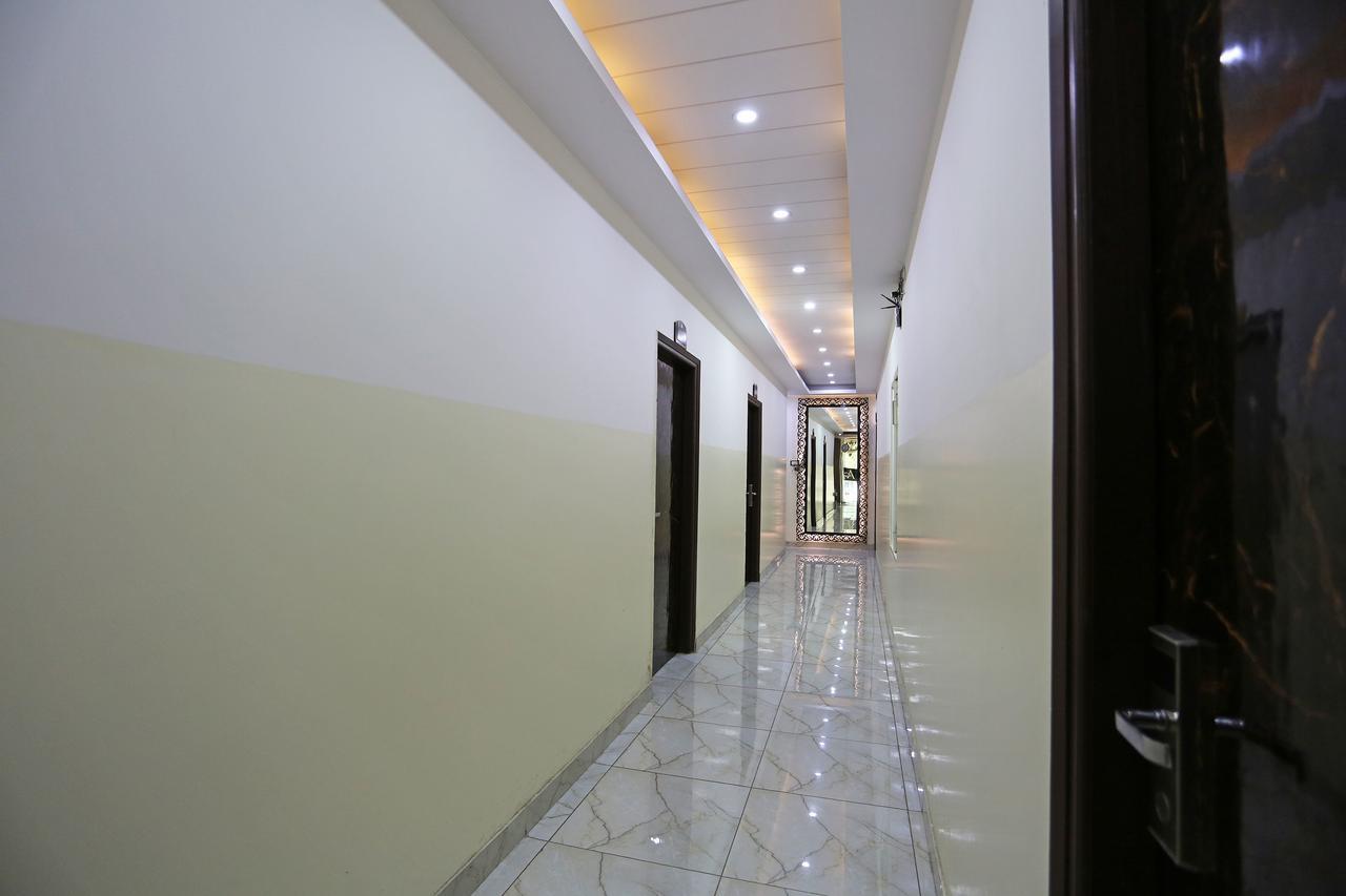 Hotel Airport Inn Nueva Delhi Exterior foto