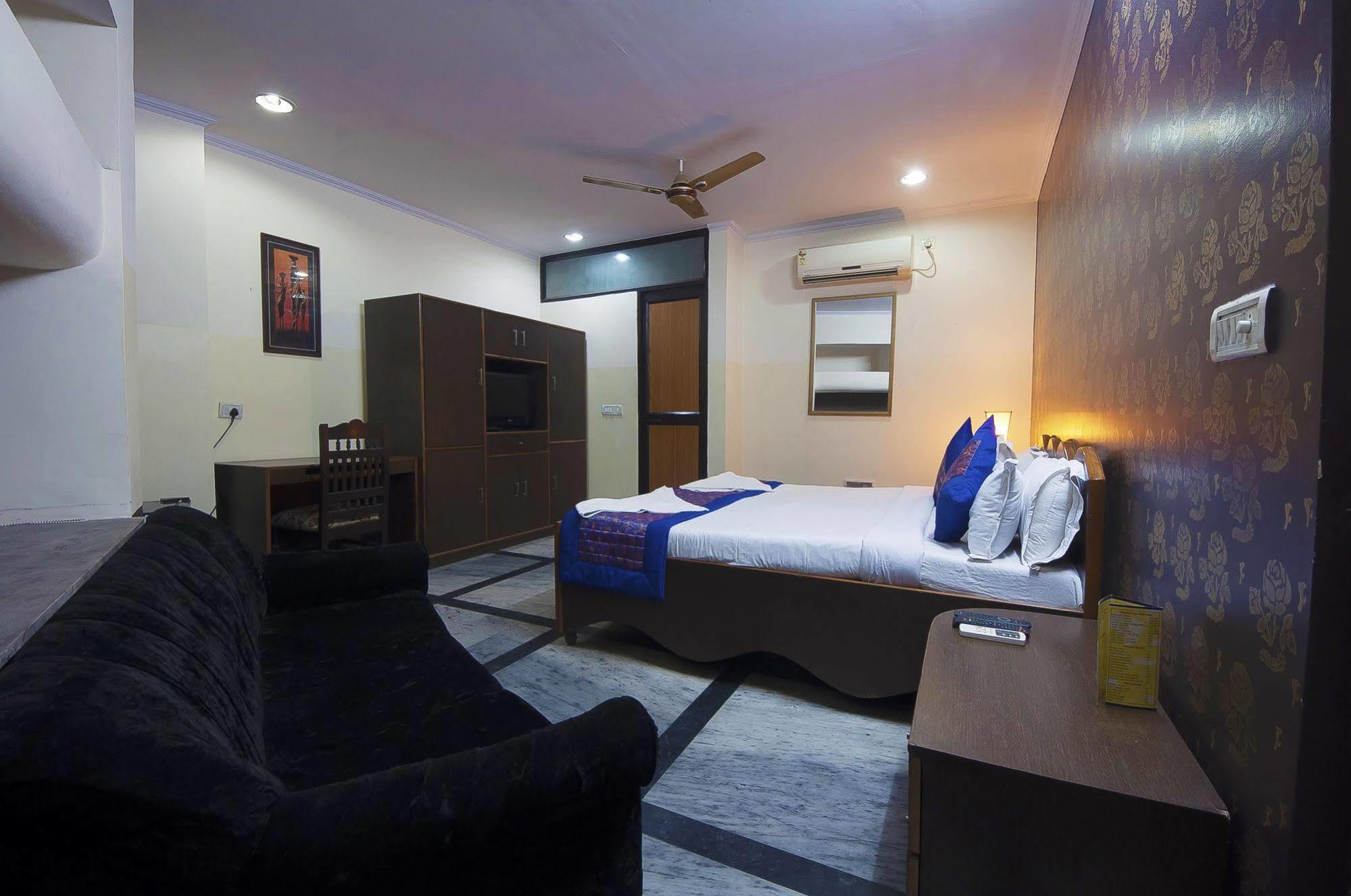 Hotel Airport Inn Nueva Delhi Exterior foto